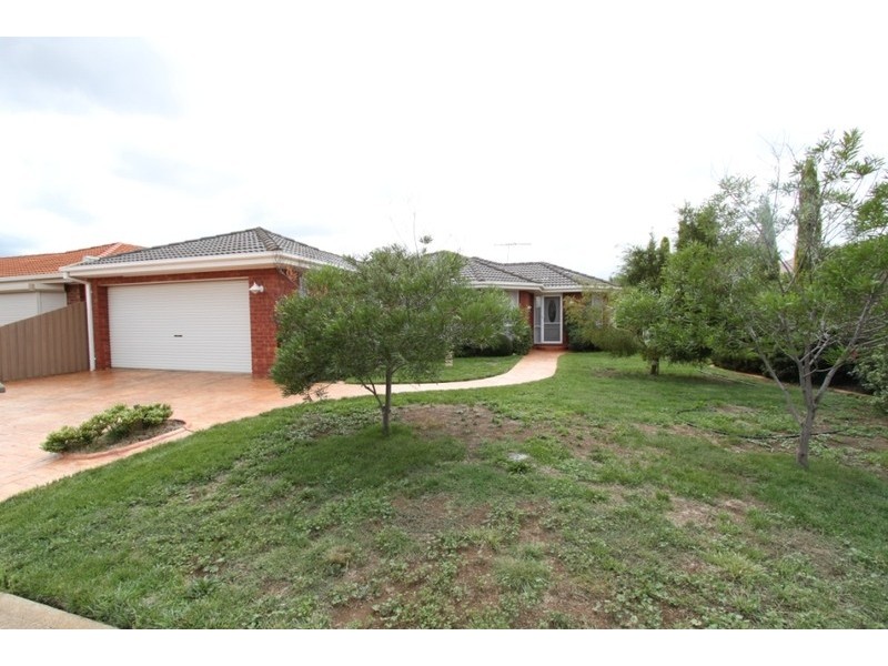 294 Centenary Avenue, Melton VIC 3337