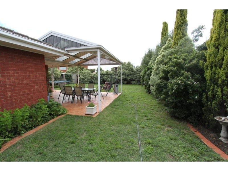 294 Centenary Avenue, Melton VIC 3337