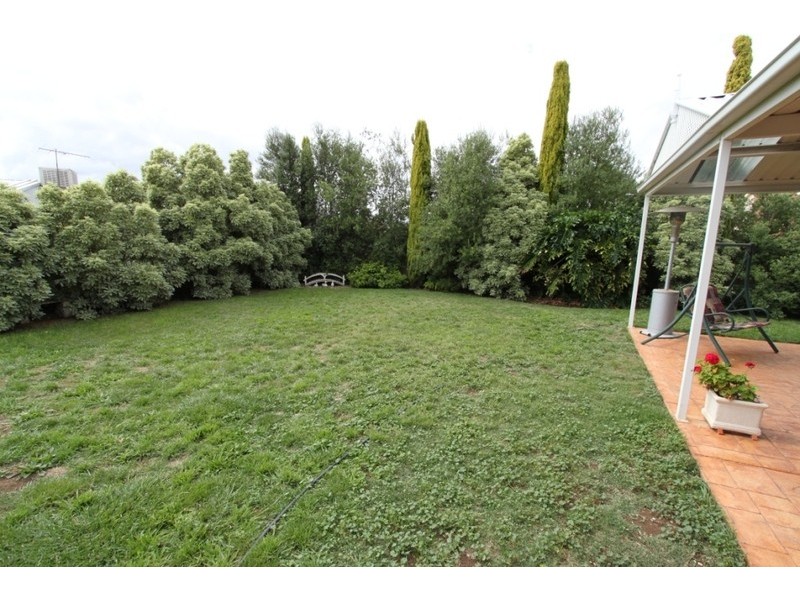 294 Centenary Avenue, Melton VIC 3337