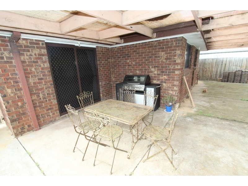 11 Watson Street, Melton VIC 3337