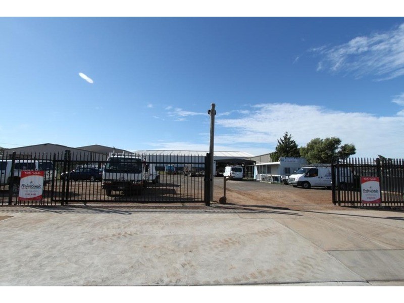 7a Graham Street, Melton VIC 3337