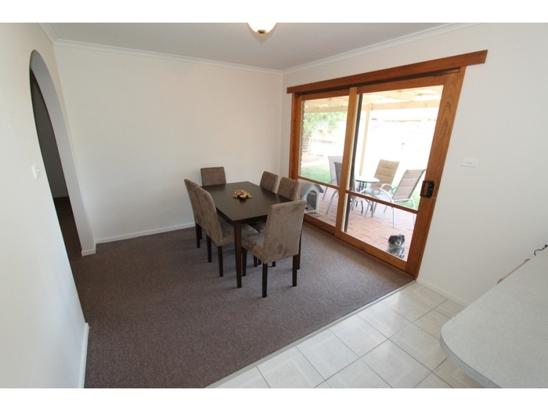 12 Kacatica Place, Brookfield VIC 3338