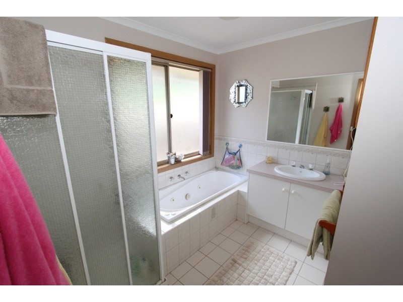 163 Exford Road, Melton South VIC 3338