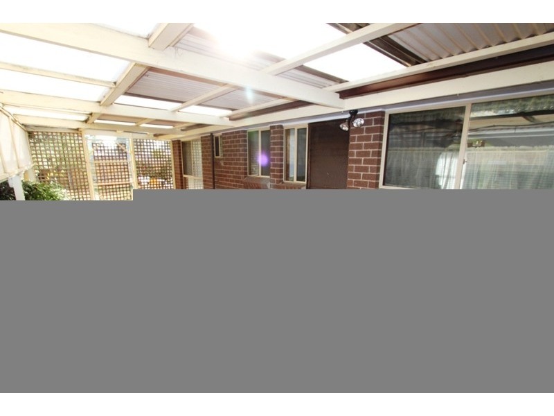 1/14 Creek Street, Melton South VIC 3338