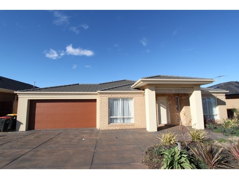 204 Clarkes Road, Brookfield VIC 3338
