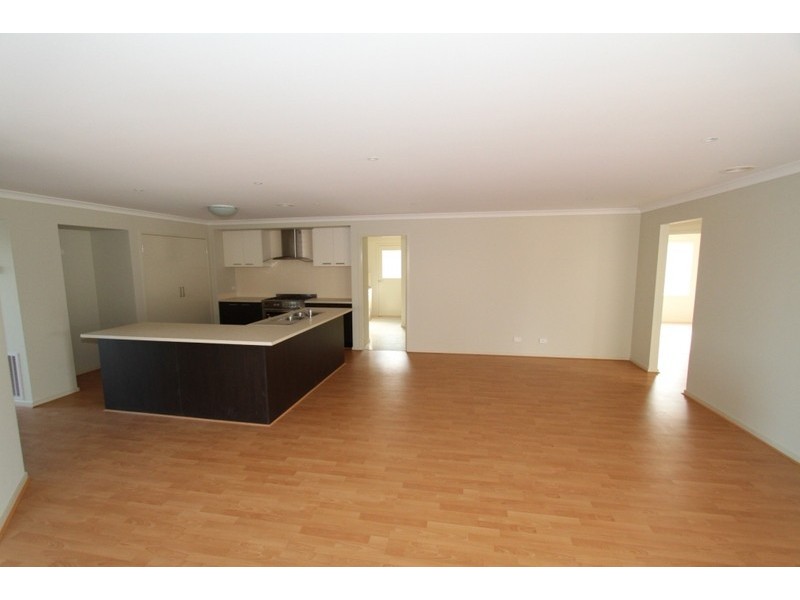 204 Clarkes Road, Brookfield VIC 3338