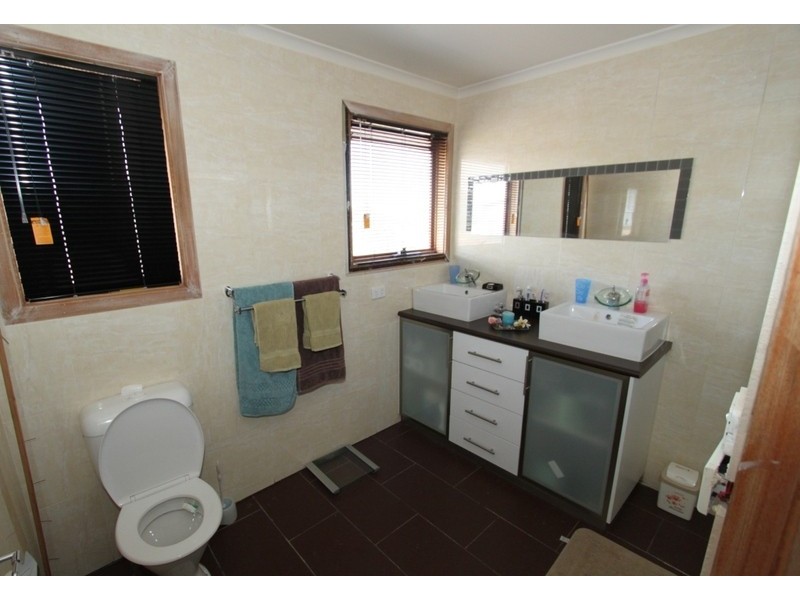 10 Nelson Court, Melton VIC 3337