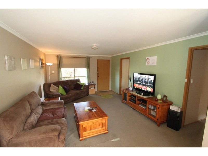 1/44A Palmerston Street, Melton VIC 3337