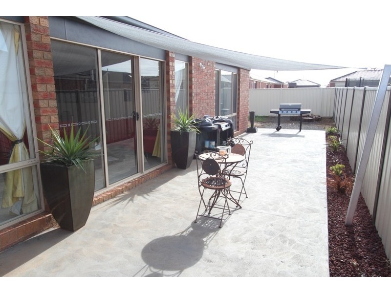 3 Banker Street, Kurunjang VIC 3337