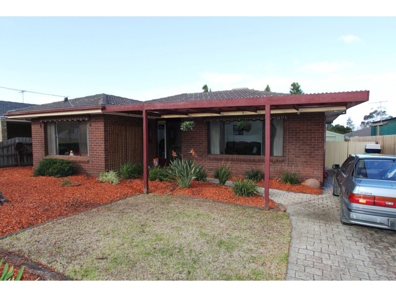 20 Vista Drive, Melton VIC 3337