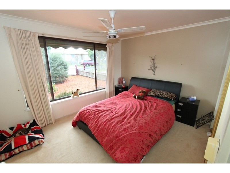 20 Vista Drive, Melton VIC 3337