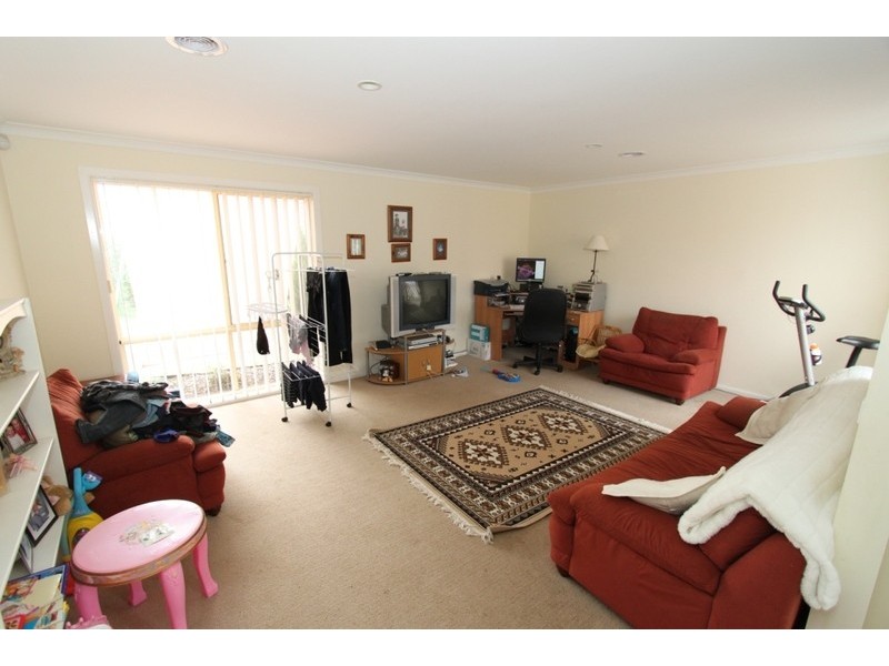 3 Wetherby Place, Melton West VIC 3337
