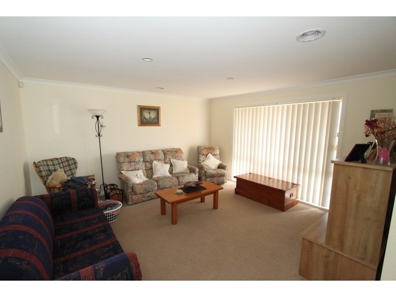 3 Wetherby Place, Melton West VIC 3337