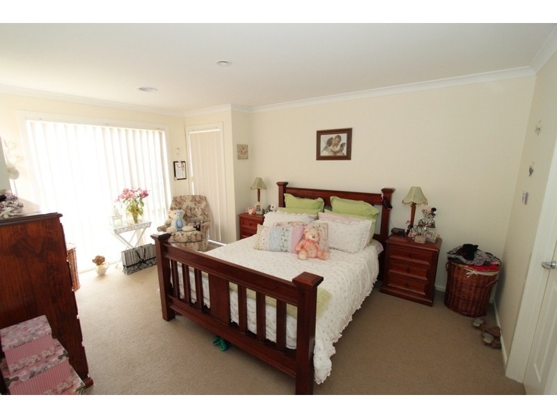 3 Wetherby Place, Melton West VIC 3337
