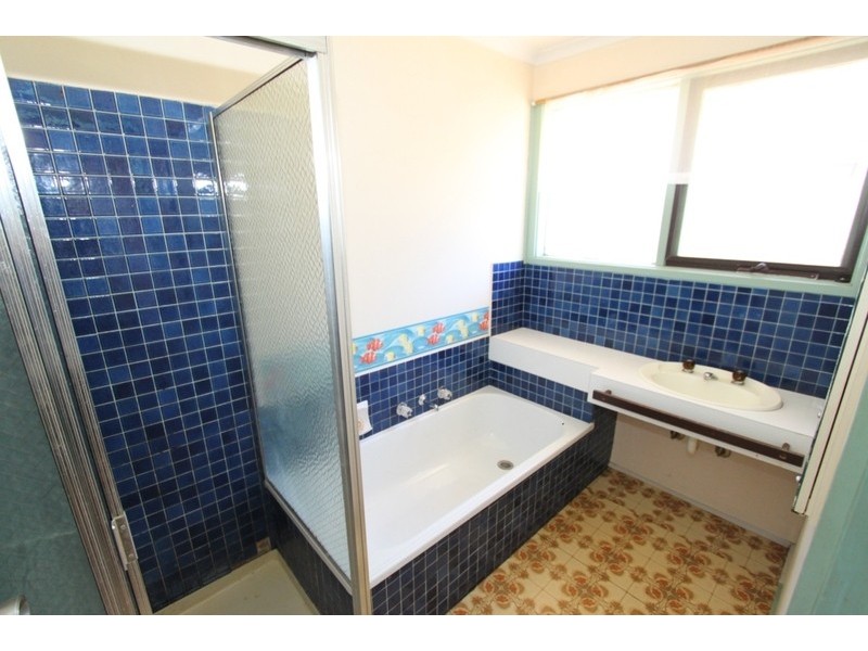 84 Exford Road, Melton South VIC 3338