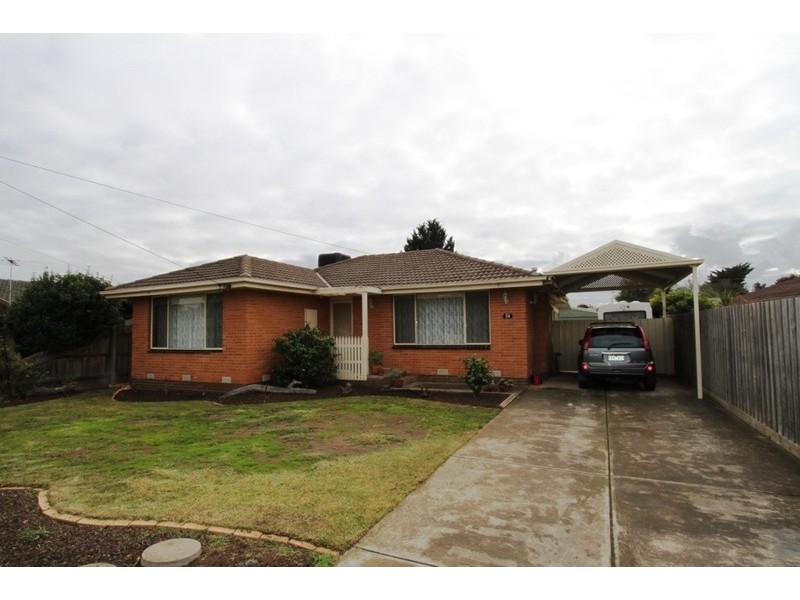 54 Vista Drive, Melton VIC 3337