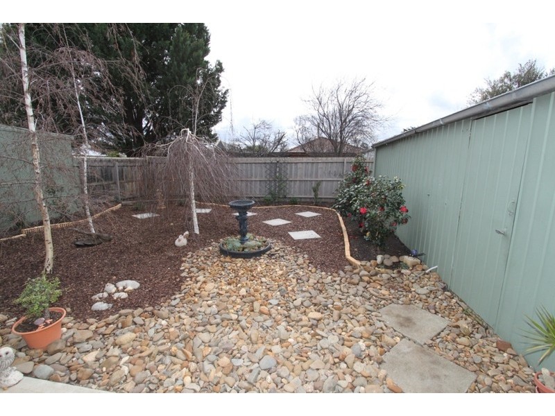 54 Vista Drive, Melton VIC 3337