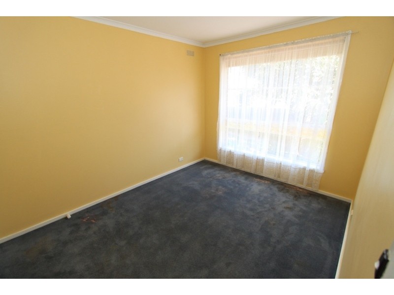 13 Gretal Grove, Melton VIC 3337