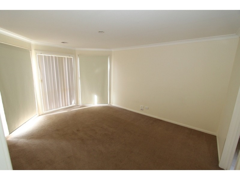 22 Carlyon Close, Melton West VIC 3337