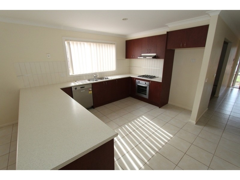 22 Carlyon Close, Melton West VIC 3337