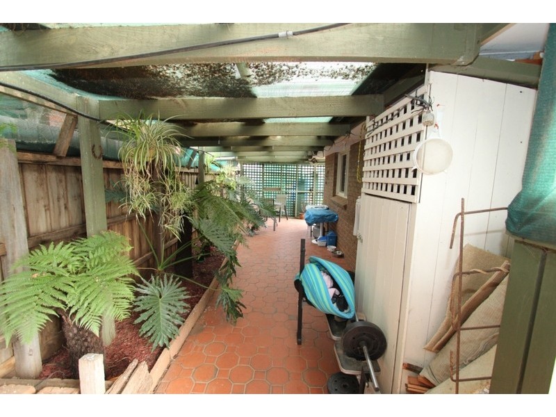 26 Lawson Road, Melton South VIC 3338