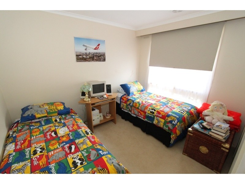 26 Lawson Road, Melton South VIC 3338