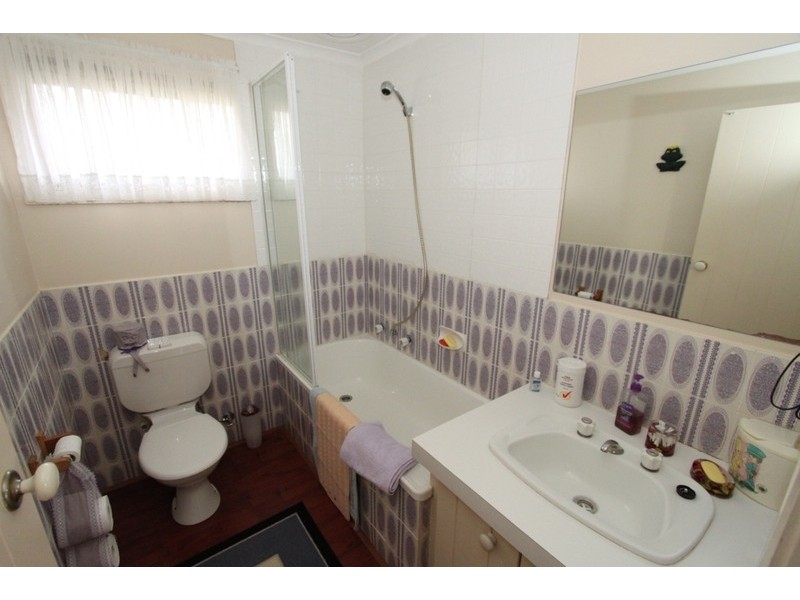 26 Lawson Road, Melton South VIC 3338