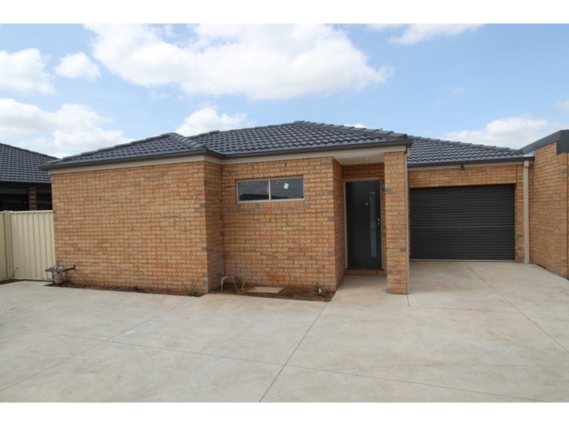 6/4 Black Knight Way, Kurunjang VIC 3337