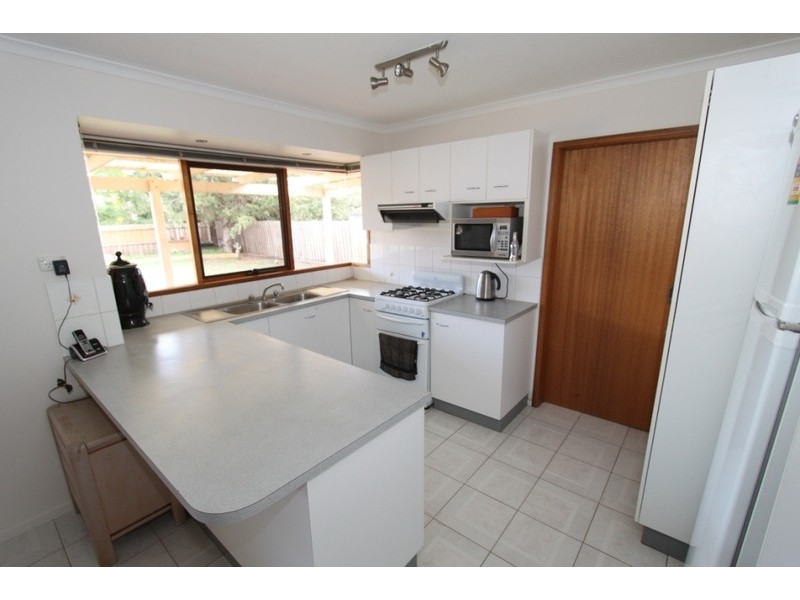 12 Kactica Place, Brookfield NSW 2420