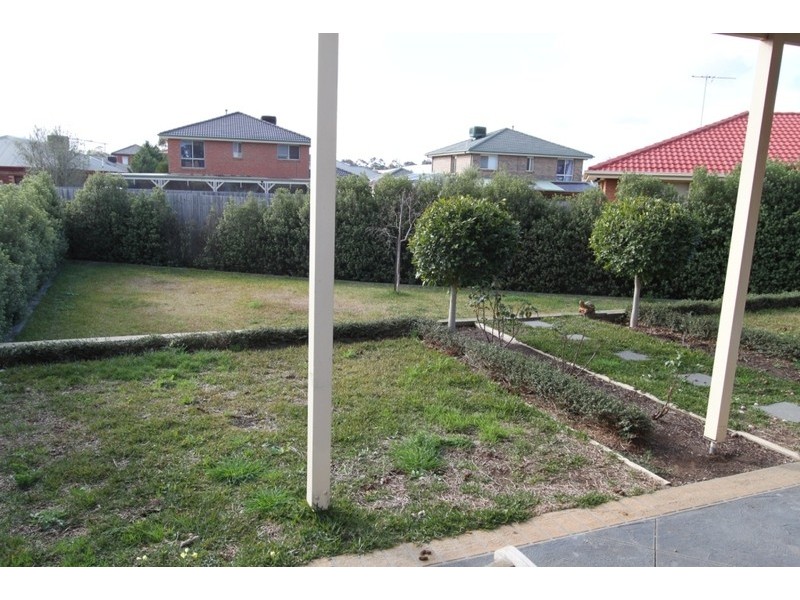 5 Lovat Place, Melton VIC 3337