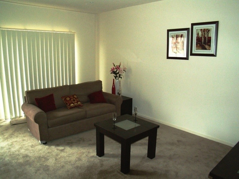 14/62 Andrew Street, Melton South VIC 3338