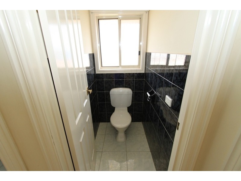 12 Prahn Court, Brookfield VIC 3338