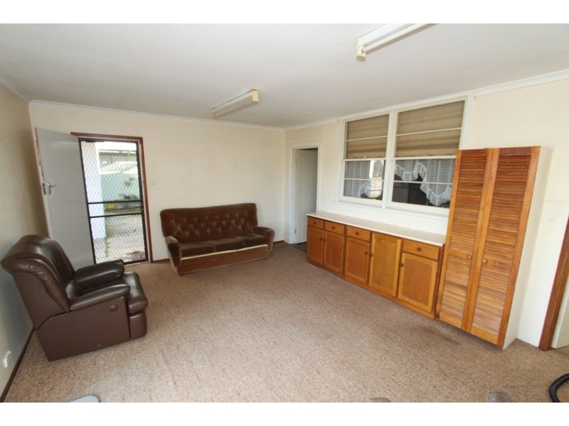 10 Yuille Street, Melton VIC 3337