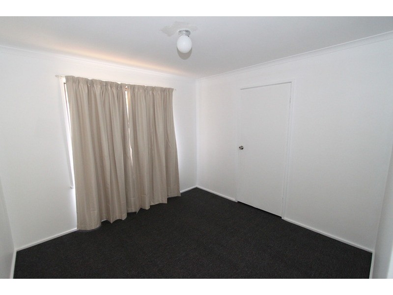 5 Balfour Place, Melton West VIC 3337