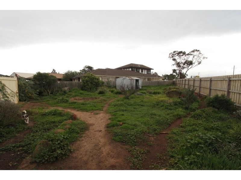 11 Nelson Court, Melton South VIC 3338