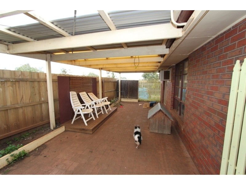 11 Nelson Court, Melton South VIC 3338