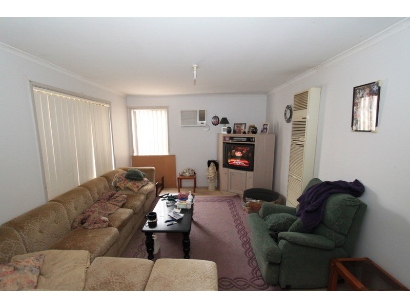 13 Barnong Court, Kurunjang VIC 3337