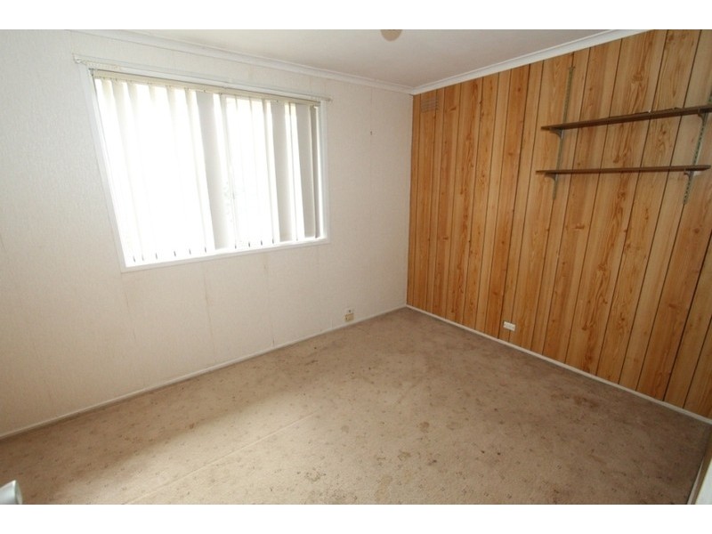 5 Penguin Street, Melton VIC 3337