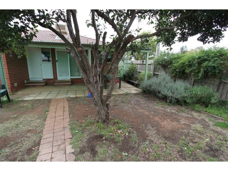 5 Penguin Street, Melton VIC 3337