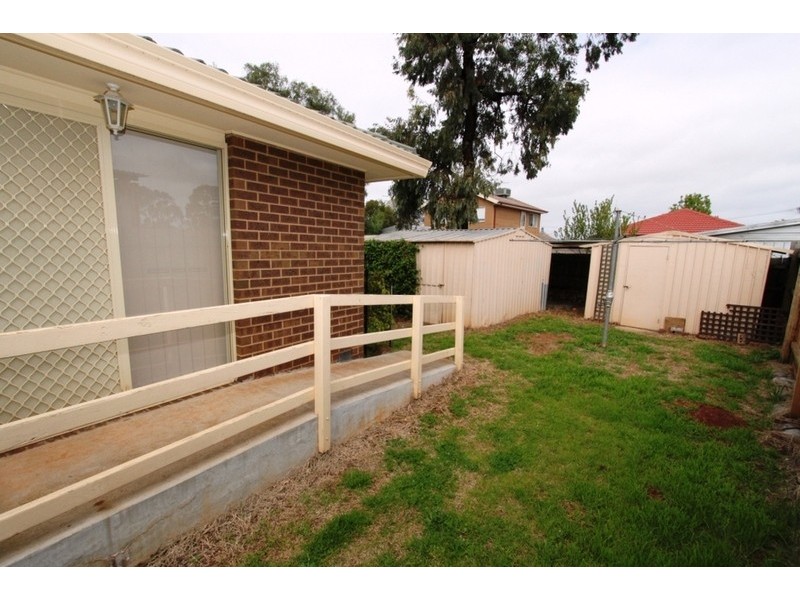 26 Lachlan Road, Melton South VIC 3338