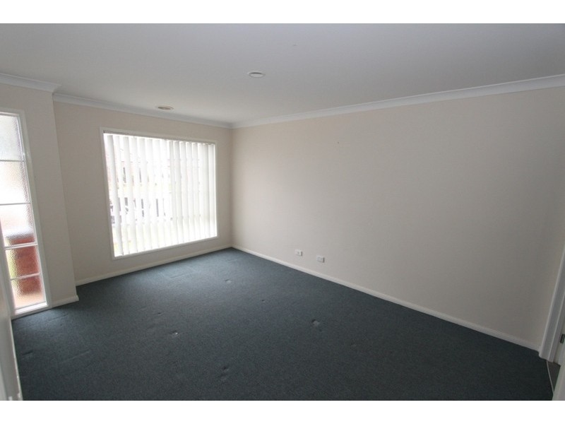 23 Sirius Way, Melton VIC 3337