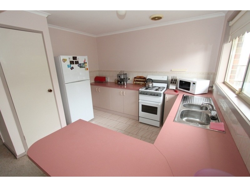 6/35 Wickham Street, Melton South VIC 3338