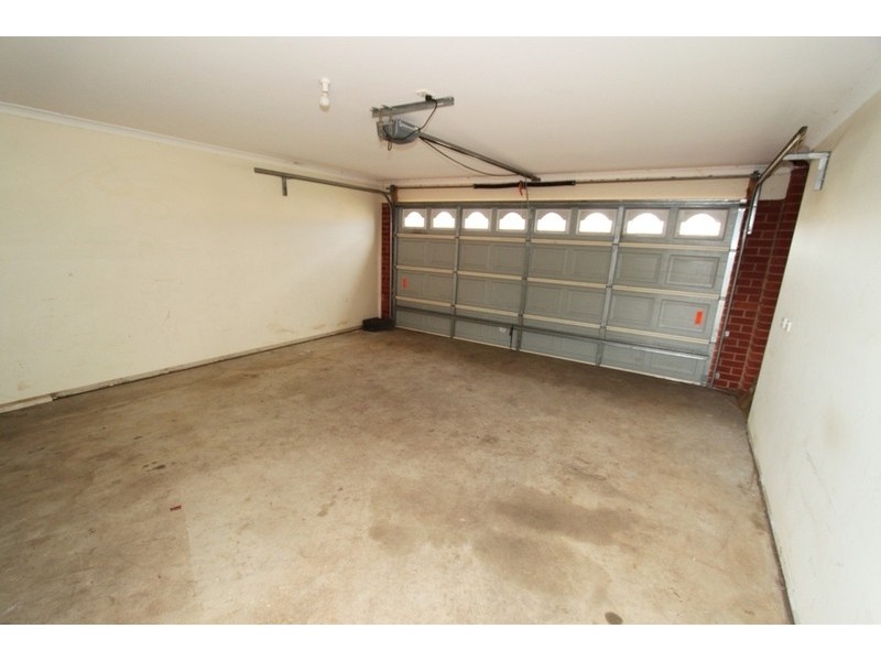 22 Carlyon Close, Melton West VIC 3337