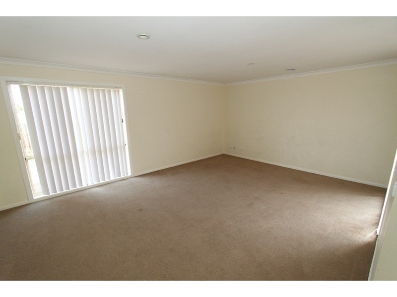 22 Carlyon Close, Melton West VIC 3337