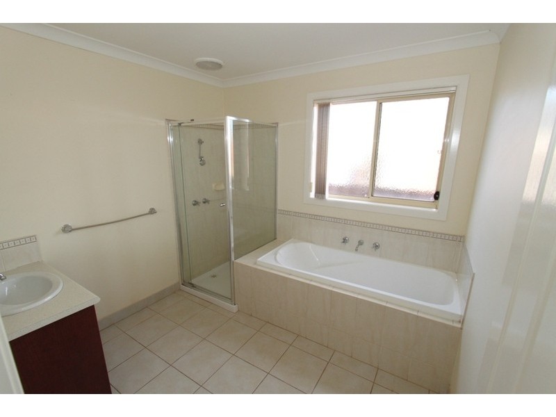 22 Carlyon Close, Melton West VIC 3337