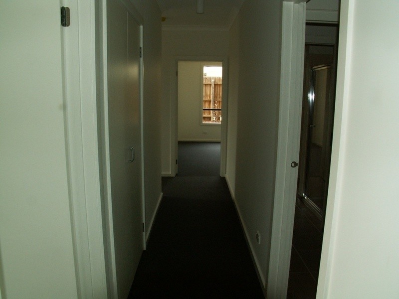 11/9 Petra Place, Melton West VIC 3337