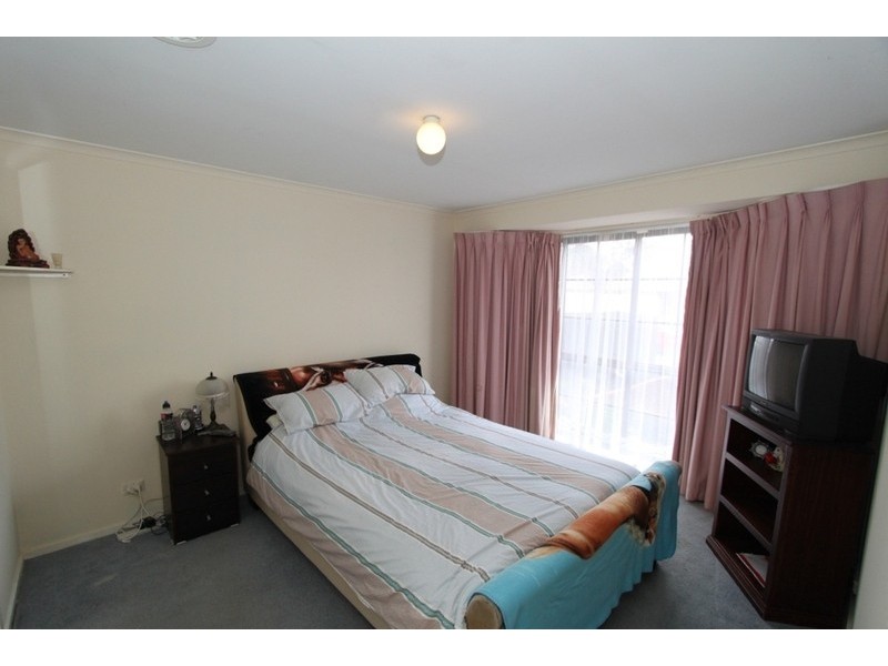 13 Rimfire Court, Melton West VIC 3337