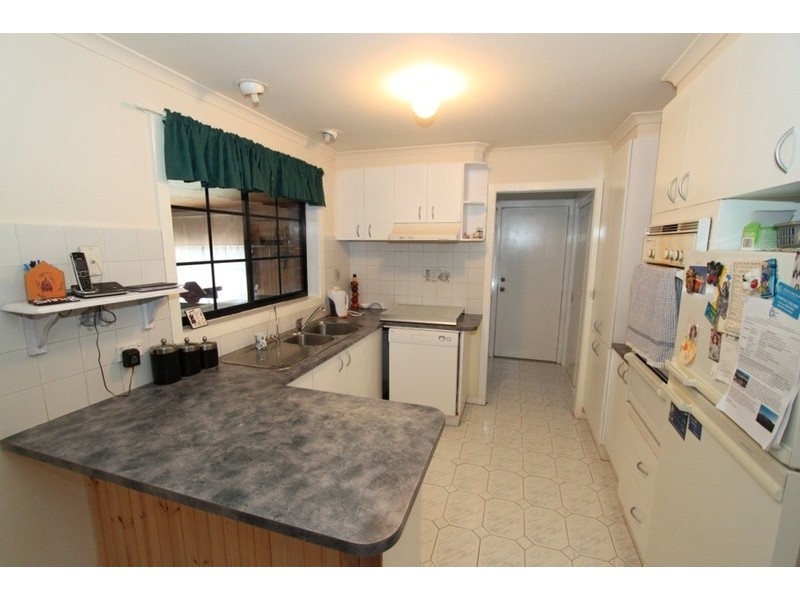 13 Rimfire Court, Melton West VIC 3337