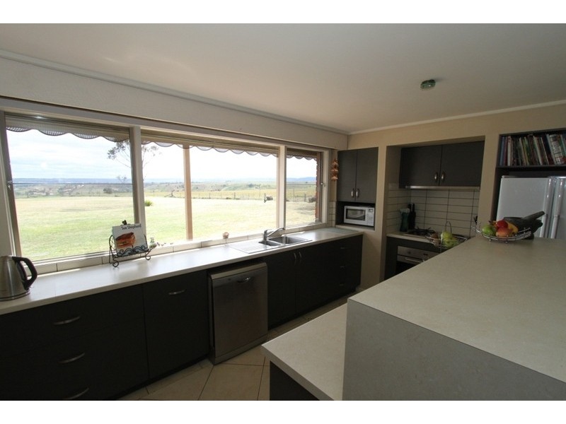 22 Hopetoun Park Road, Bacchus Marsh VIC 3340