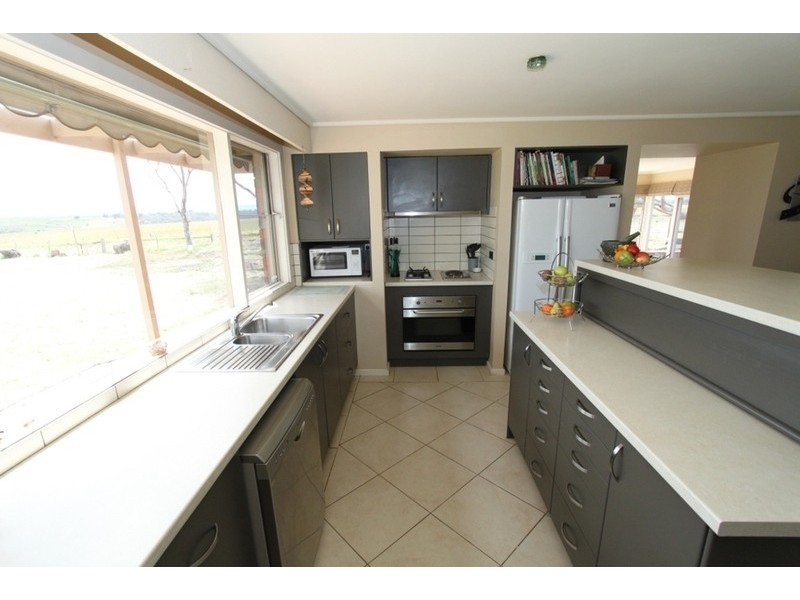 22 Hopetoun Park Road, Bacchus Marsh VIC 3340